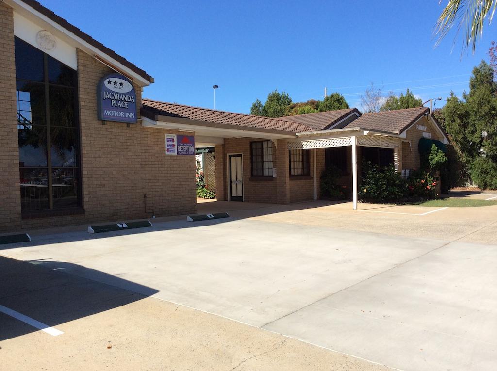 Jacaranda Place Motor Inn Toowoomba Exterior photo